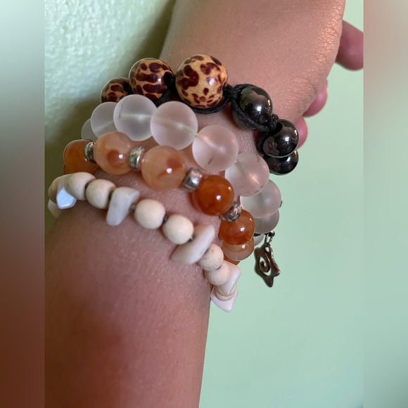 Eclectic 13 Piece Bracelet Bundle - Picture 7 of 16